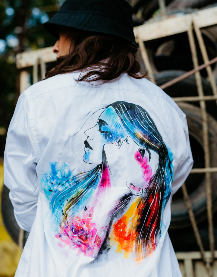 Airy Gemini Tee